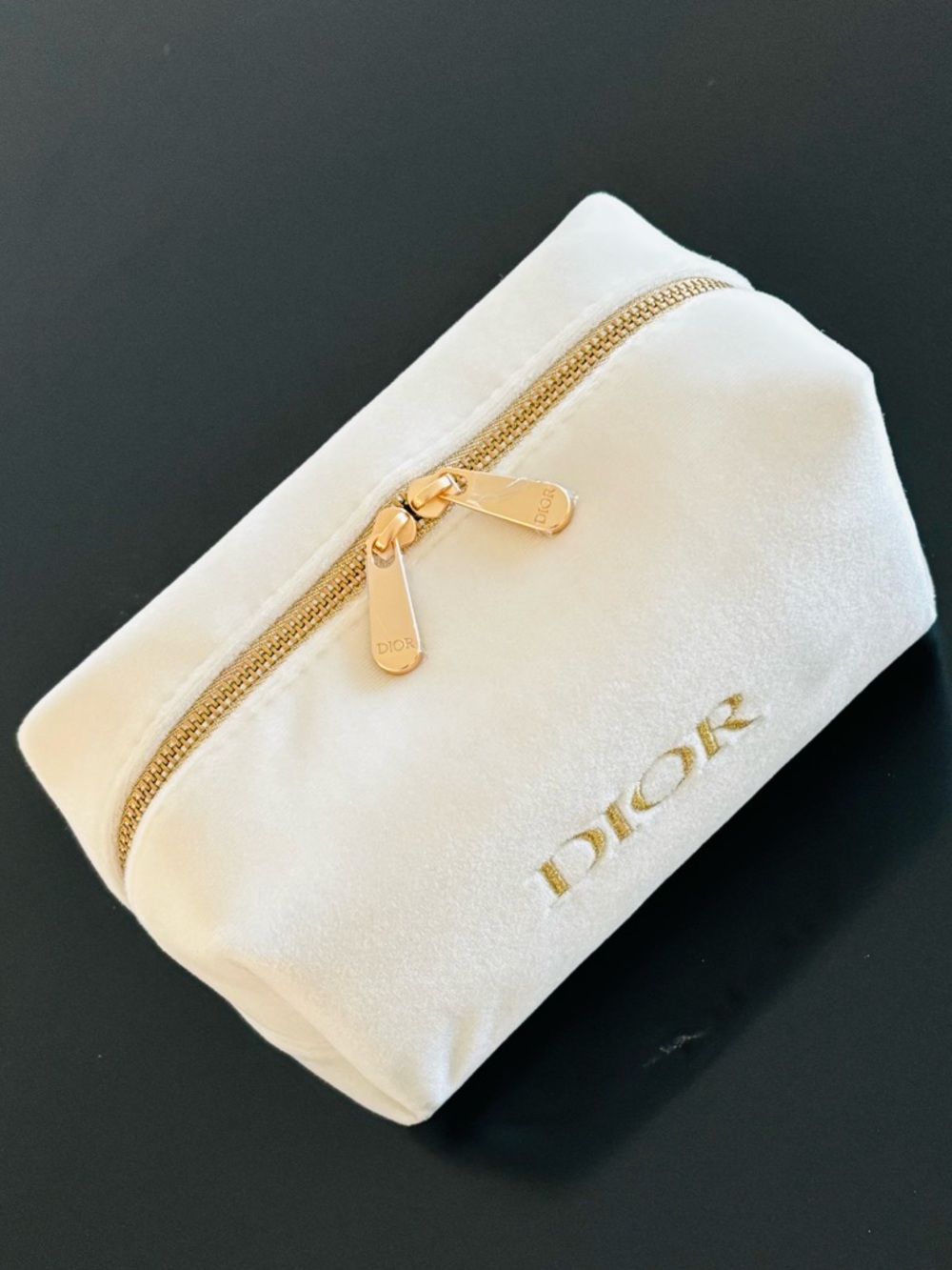Dior Cream Velvet Zippered Case + Box - Picture 6 of 7